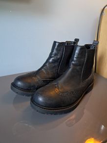 Ladies Black boots