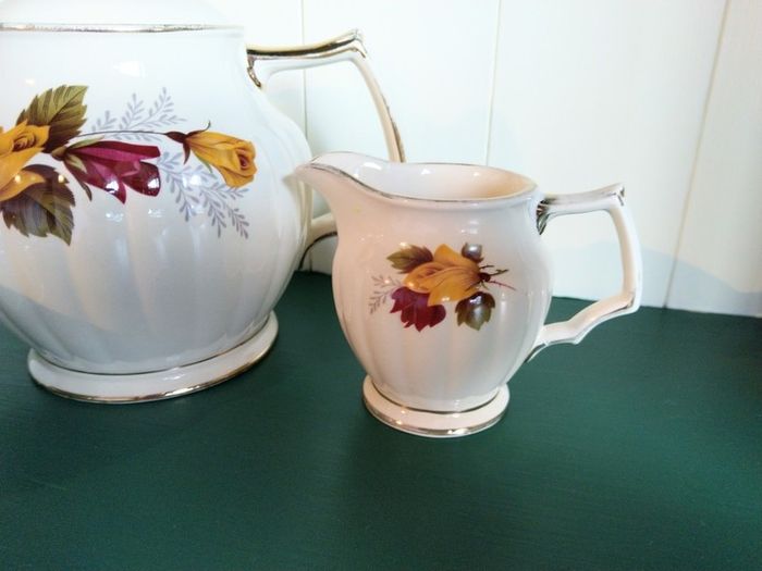 Sadler Teapot Set