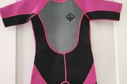Kid's wet suit - 9-10 years old 28"