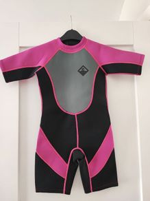 Kid's wet suit - 9-10 years old 28"