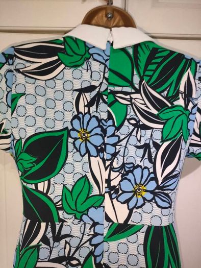 60s retro style floral mini dress size 8 Postage included
