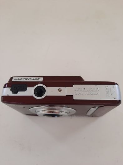 Vivitar ViviCam 7020 Digital Camera