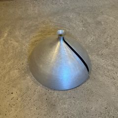 Metal lampshade for ceiling light