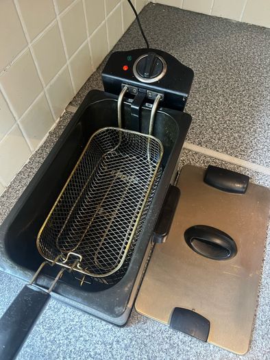 Russell Hobbs Deep Fat Fyer