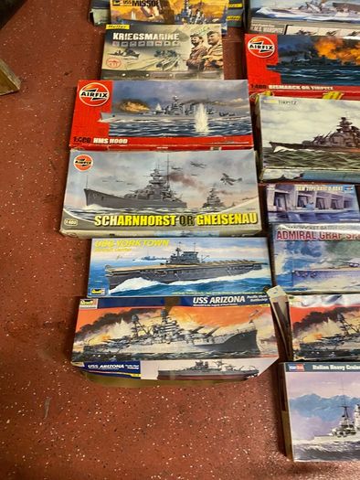 Huge lot of Vintage Model Trains | Boats and Tanks