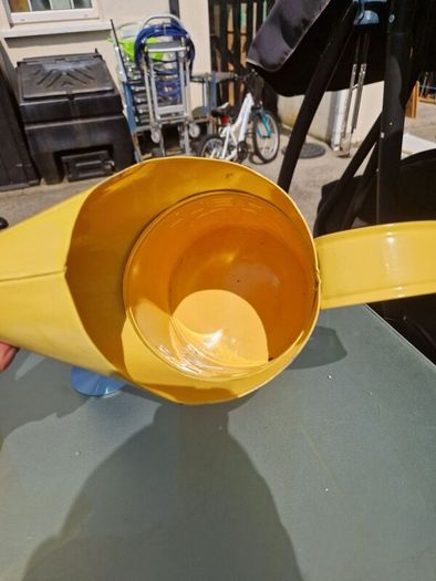 Shell oil despensers