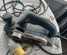 Bosch planer 26_82. For sale 110V