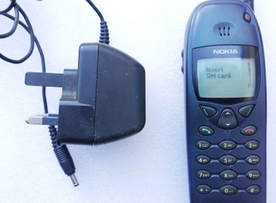 Vintage Nokia 6110 Mobile Phone Cult Mobile Phone Retro Nokia 6110 ( in working order)