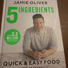 Jamie Oliver 5 ingredients cook book