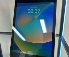 iPad 5th Gen 32GB