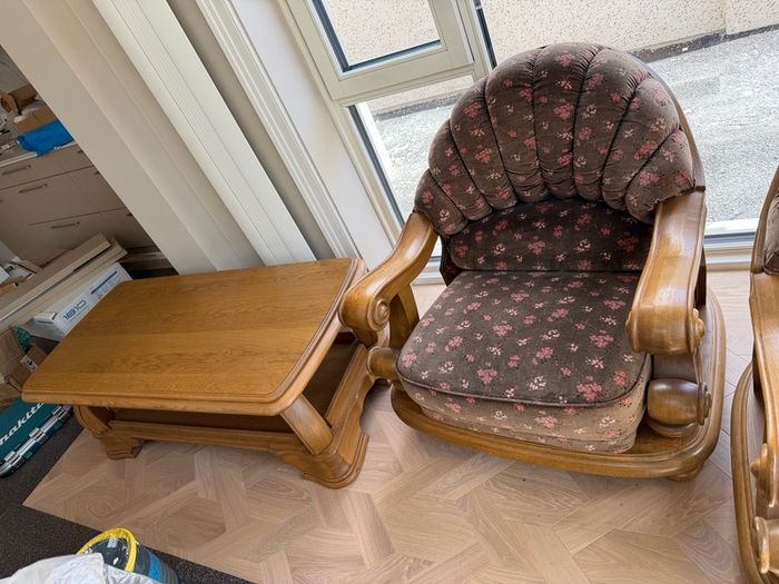 Hardwood Oak Sofa Seat + Coffee Table
