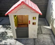 Smoby playhouse