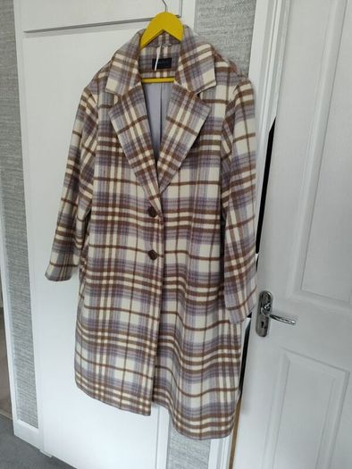 Ladies coat  Mark's and Spencer Size 20