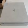 PS4 Slim white 500GB Image 2
