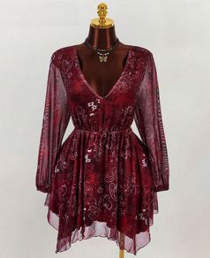 BNWT Stunning Dress size 18 - excellent for any event