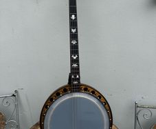 Paramount Style F Tenor banjo