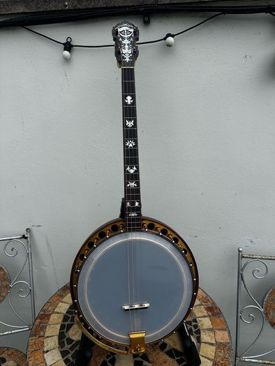 Paramount Style F Tenor banjo