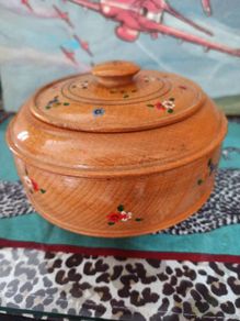 Decorative wood container