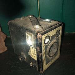 vintage camera brownie