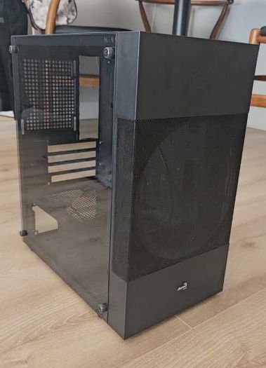 Aero Cool  Atomic Lite mini tower