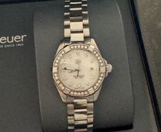 Tag heuer aquaracer ladies watch factory mother of pearl