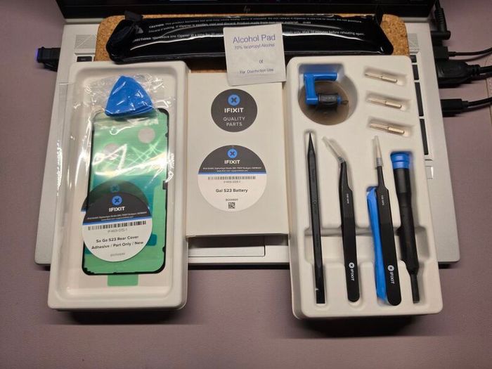 Samsung Galaxy S23 256GB Unlocked + Extras