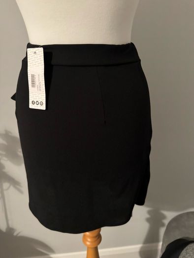 Boohoo skirt