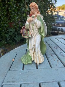 Rose of Tralee musical figurine by Anne O'Connor