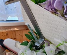no screw window baskets