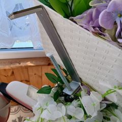 no screw window baskets