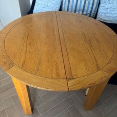 Oak round extending dining table with bench & chair