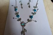 Costume  Necklace &amp; Matching  Earrings.  Length  - 10"