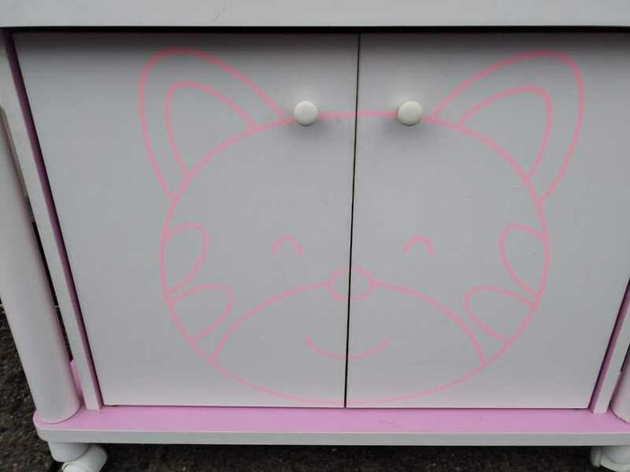 Hello Kitty Desk / Unit - For Young Children at Play To Store Toys - Ideal Christmas Present