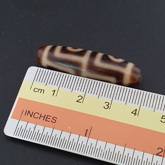 Antique Himalayan Tibetan 4 Eyes Agate Dzi Bead Amulet