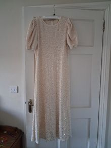 ladies dress size L