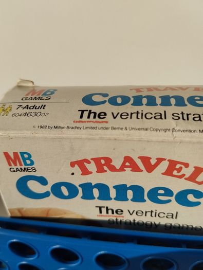 Vintage Travel Connect 4 (1982 Edition) content untouched