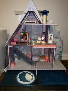 LOL Doll House