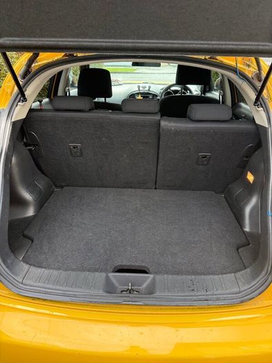 2016 Nissan Juke - Manual
