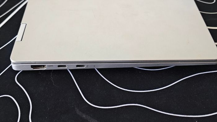 Laptop Samsung NP730QED-KB1UK for Parts / Repair - Water Damage - No SSD