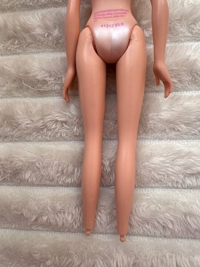 2009 MGA Moxie Girlz  Avery Nude Used Please see photos