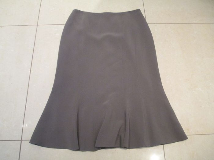 Basler Coffee Coloured Skirt in size 38 (10)