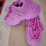 Sneakers Image 3