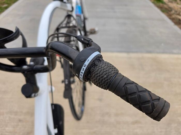 TAG along bike with 6 gears