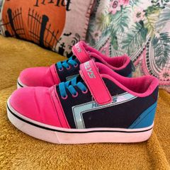 heelys