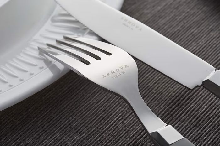 Brand New Stainless Steel Cutlery Set 20-piece Retro Rivet Colourful Finish