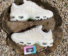 Premium Nike Air Max Tailwind Cream
