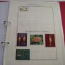 A collection of Romanian stamps on pages in binder (1893-1990s) Image 10