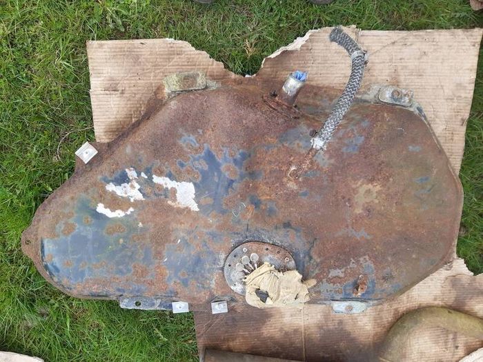 starlet ep82 fuel tank