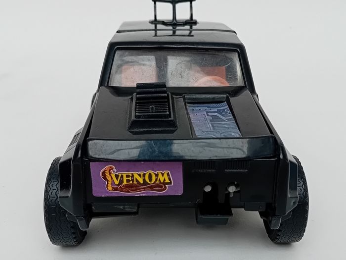 Kenner M.A.S.K. Jack Hammer & Cliff Dagger