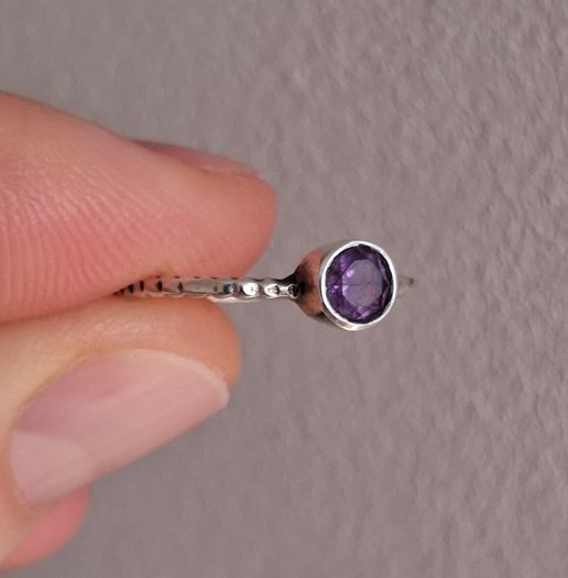 Silver ring size J 1/2